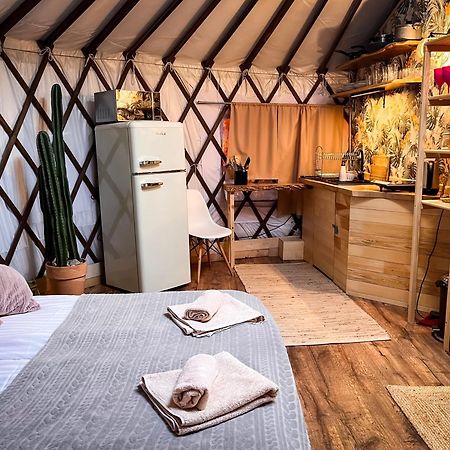 Aloha Glamp - Okragle Domki Przy Rzece - Balia I Sauna - Energylandia Zagornik Εξωτερικό φωτογραφία