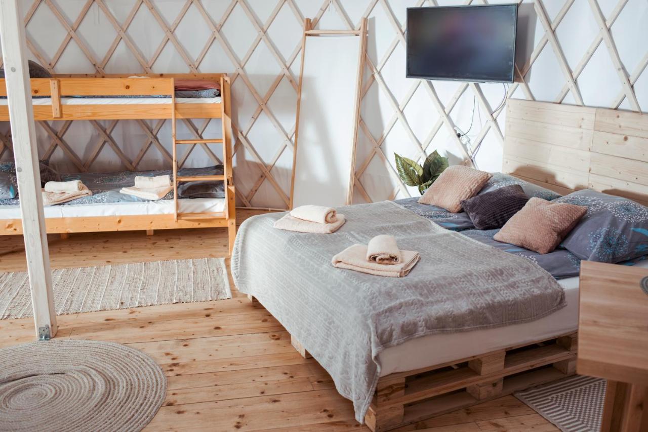Aloha Glamp - Okragle Domki Przy Rzece - Balia I Sauna - Energylandia Zagornik Εξωτερικό φωτογραφία