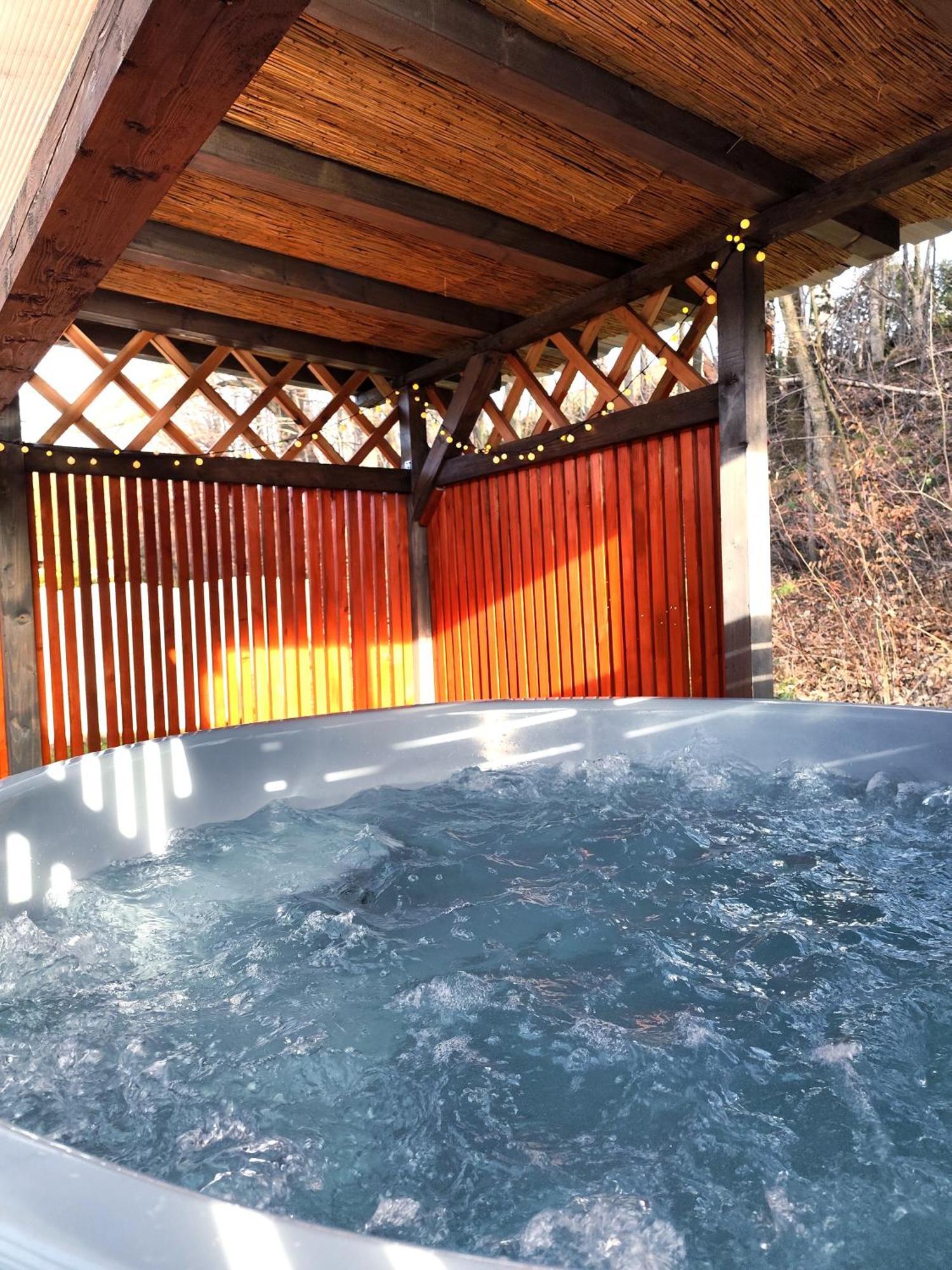 Aloha Glamp - Okragle Domki Przy Rzece - Balia I Sauna - Energylandia Zagornik Εξωτερικό φωτογραφία