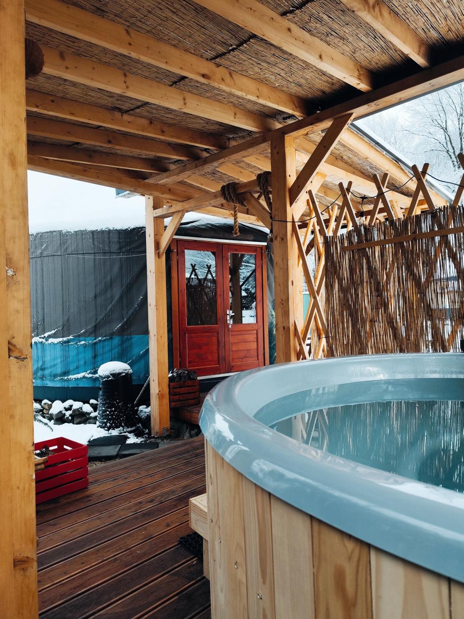 Aloha Glamp - Okragle Domki Przy Rzece - Balia I Sauna - Energylandia Zagornik Εξωτερικό φωτογραφία